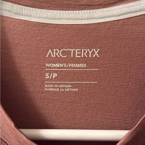 Arc'teryx Women's Mauve Top